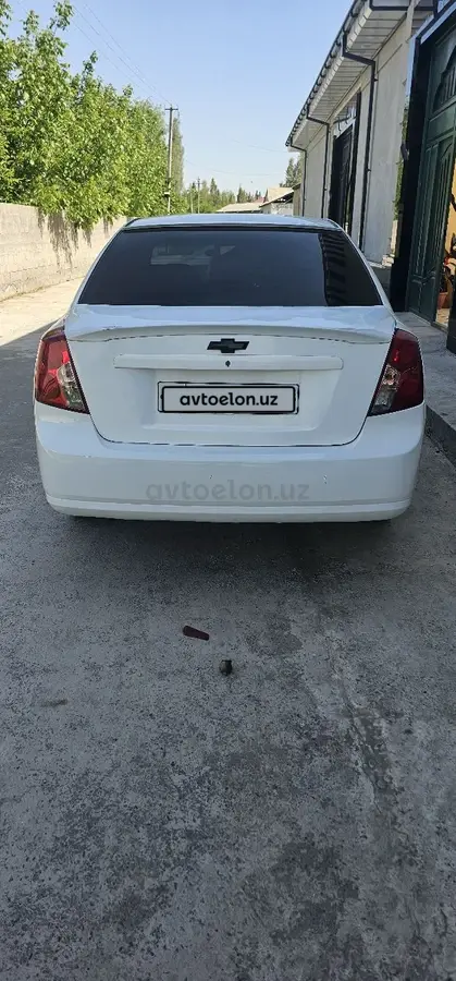Daewoo Lacetti — 3