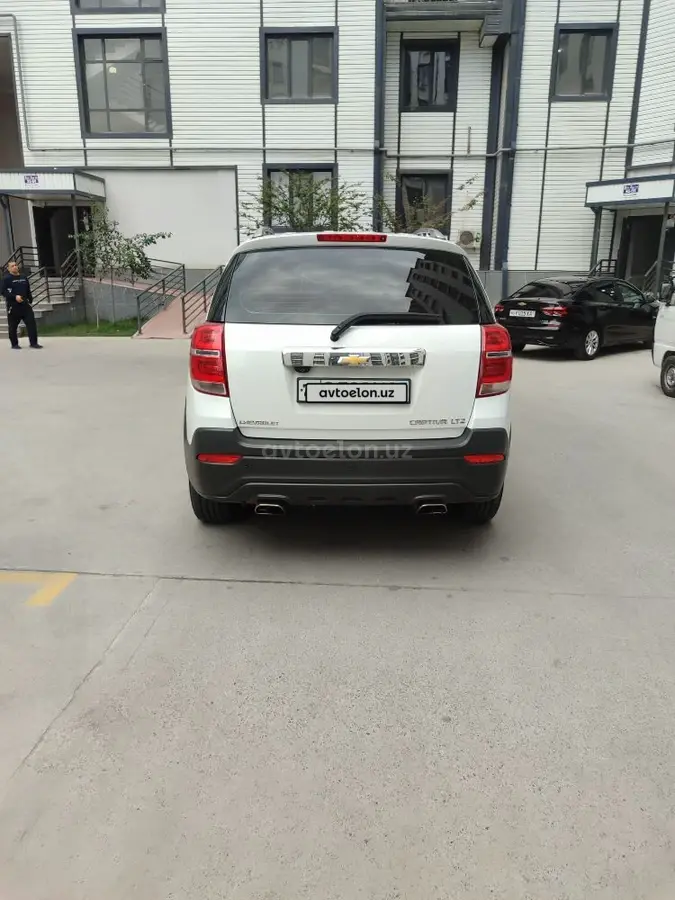Chevrolet Captiva 2017 — 2