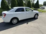 Белый Chevrolet Cobalt, 4 позиция 2021 года, КПП Автомат, в Ташкент за 11 900 y.e. id5025482, Фото №1
