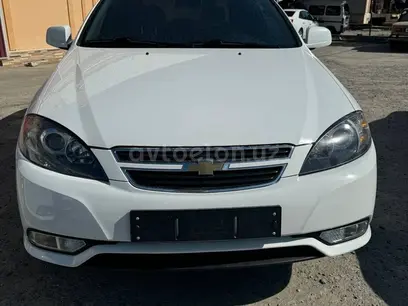Белый Chevrolet Gentra, 3 позиция 2022 года, КПП Автомат, в Самарканд за 13 500 y.e. id5183705
