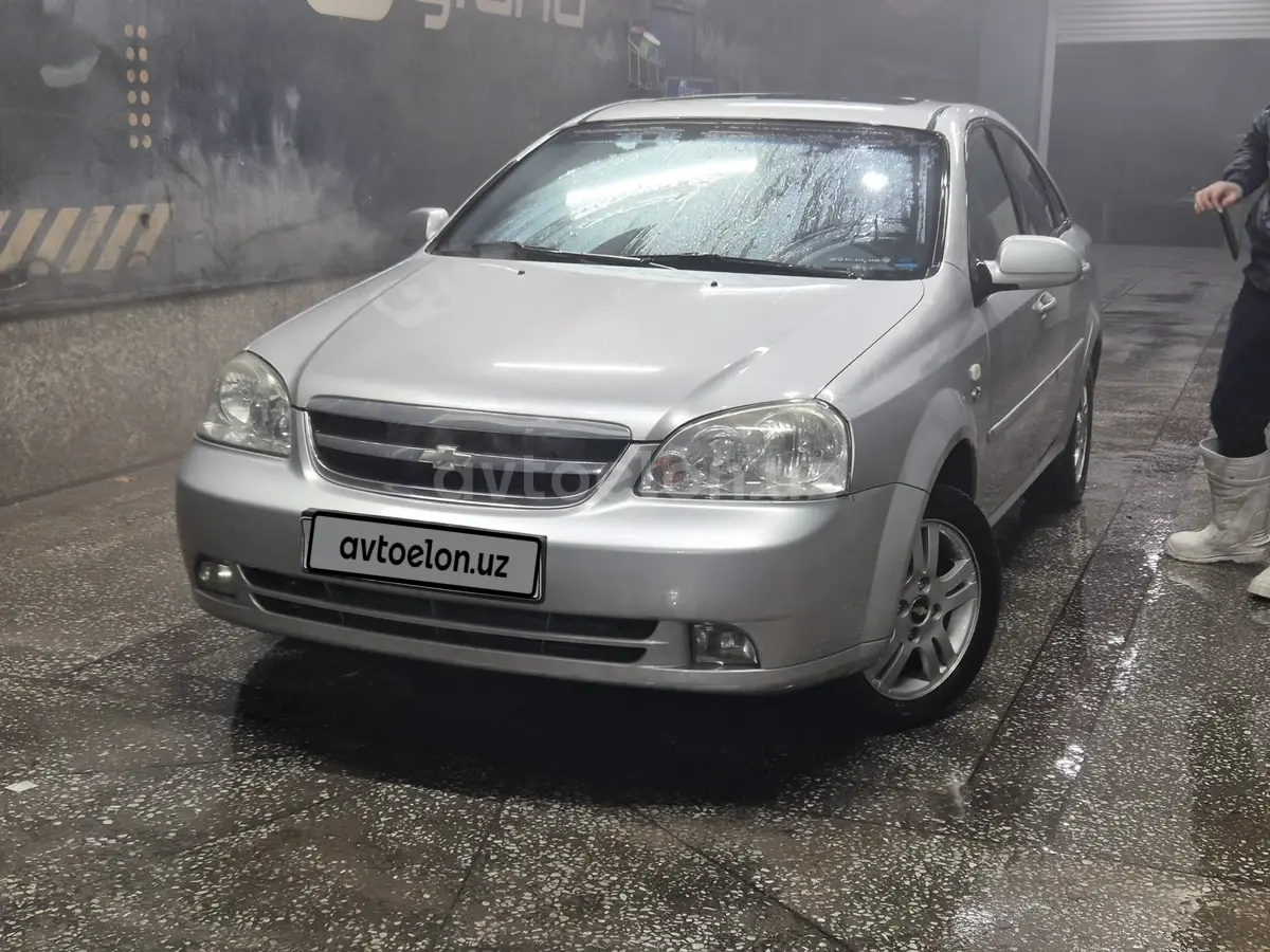 Chevrolet Lacetti 2010 — 2