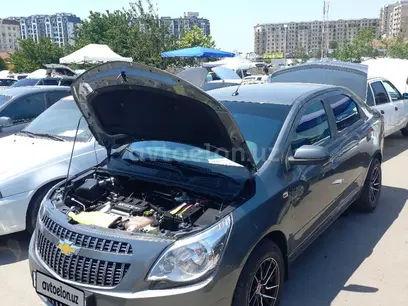 Mokriy asfalt Chevrolet Cobalt, 2 pozitsiya 2015 yil, КПП Mexanika, shahar Toshkent uchun 8 000 у.е. id5135079