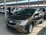 Перламутрово-коричневый Chevrolet Cobalt, 4 позиция 2023 года, КПП Автомат, в Андижан за 13 500 y.e. id5026584, Фото №1