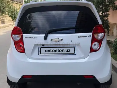 Oq Chevrolet Spark, 2 pozitsiya EVRO 2015 yil, КПП Avtomat, shahar Andijon uchun 6 500 у.е. id5172850