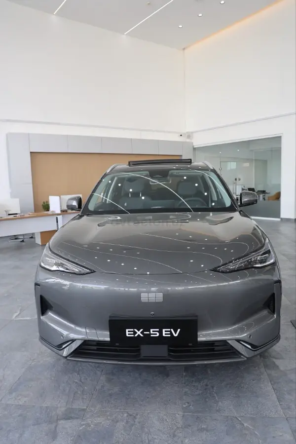 Geely EX5 — 9
