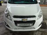 Белый Chevrolet Spark, 3 позиция 2021 года, КПП Механика, в Коканд за 8 400 y.e. id5024130, Фото №1