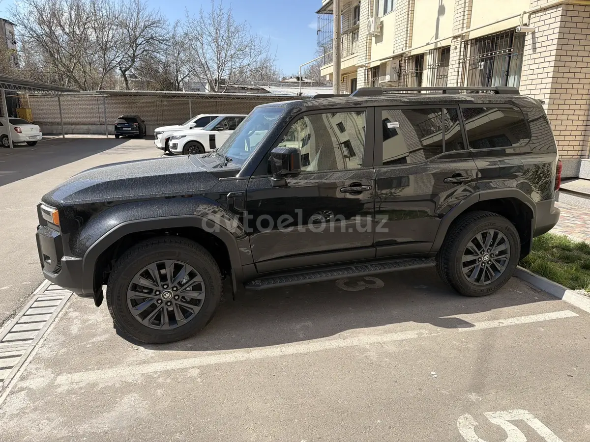 Toyota Land Cruiser Prado — 2