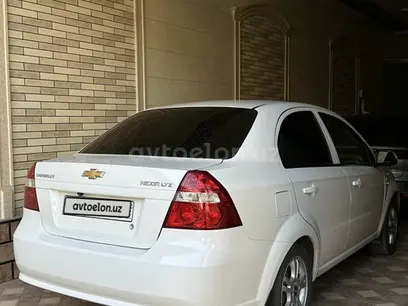 Белый Chevrolet Nexia 3, 3 позиция 2017 года, КПП Автомат, в Ташкент за 8 500 y.e. id5178613