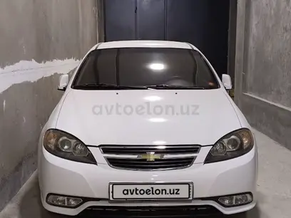 Белый Chevrolet Gentra, 2 позиция 2016 года, КПП Механика, в Чирчик за 10 500 y.e. id4988174