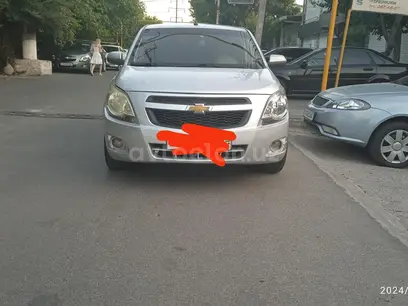 Серый Chevrolet Cobalt, 1 позиция 2014 года, КПП Механика, в Ташкент за 6 600 y.e. id5127359