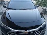 Черный Chevrolet Malibu 2 2020 года, КПП Автомат, в Наманган за 23 500 y.e. id6738867, Фото №1