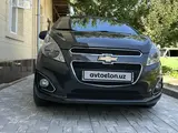 Мокрый асфальт Chevrolet Spark, 4 позиция 2022 года, КПП Автомат, в Ташкент за 9 500 y.e. id5231574, Фото №1