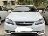 Белый Chevrolet Gentra, 3 позиция 2021 года, КПП Автомат, в Ташкент за 13 800 y.e. id5021316
