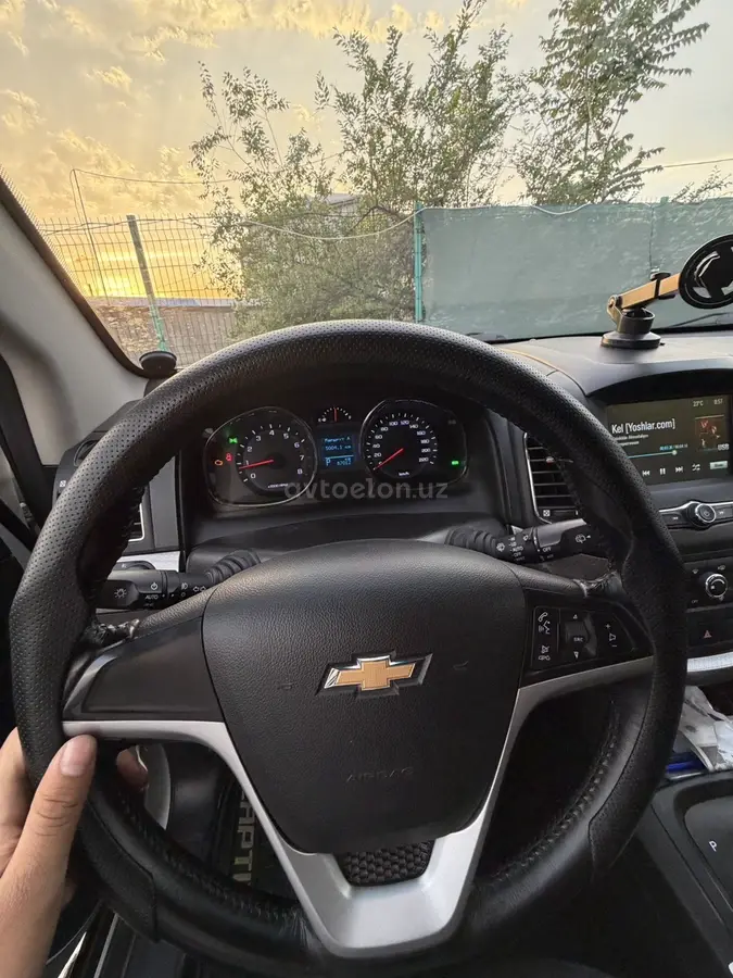 Chevrolet Captiva 2018 — 2