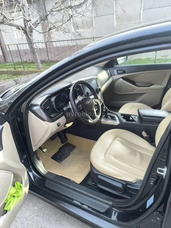 Kia Optima — 5