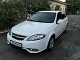 Белый Chevrolet Gentra, 3 позиция 2019 года, КПП Автомат, в Ташкент за 12 200 y.e. id5229247, Фото №1