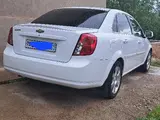 Белый Chevrolet Gentra, 1 позиция 2019 года, в Яккабагский район за 12 000 y.e. id5031545, Фото №1
