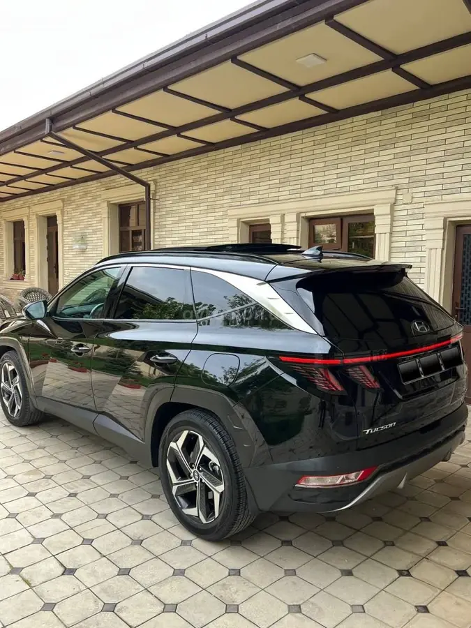 Hyundai Tucson — 4