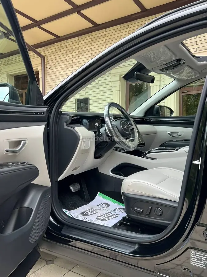 Hyundai Tucson — 5