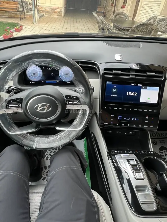 Hyundai Tucson — 8