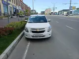 Белый Chevrolet Cobalt, 4 позиция 2023 года, КПП Автомат, в Самарканд за 13 300 y.e. id5034885, Фото №1
