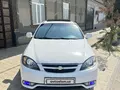 Oq Chevrolet Gentra, 3 pozitsiya 2021 yil, КПП Avtomat, shahar Namangan uchun 12 000 у.е. id6472475