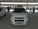 Chevrolet Spark, 2 позиция 2023 года, КПП Механика, в Термез за ~10 992 y.e. id5195315, Фото №1