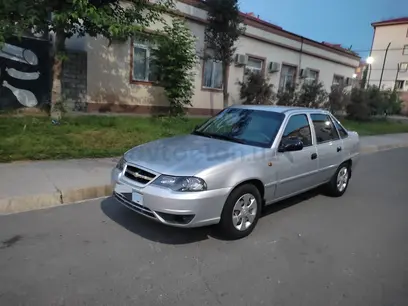 Серебристый Chevrolet Nexia 2, 4 позиция SOHC 2011 года, КПП Механика, в Ташкент за 4 700 y.e. id4973981