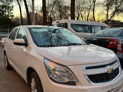 Белый Chevrolet Cobalt, 4 позиция 2024 года, КПП Автомат, в Ходжаабад за ~11 666 y.e. id4063506