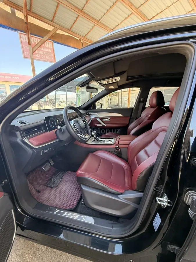 Jetour X70 Plus — 5