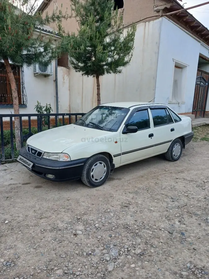 Daewoo Nexia — 4