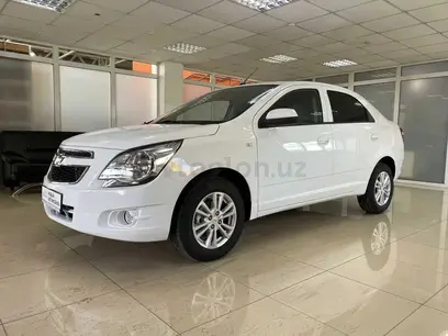 Белый Chevrolet Cobalt, 4 позиция 2024 года, КПП Автомат, в Ташкент за ~11 638 y.e. id4875214