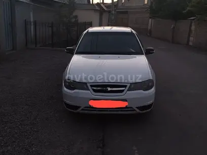 Белый Chevrolet Nexia 2, 3 позиция SOHC 2013 года, КПП Механика, в Ташкент за 5 500 y.e. id5135610