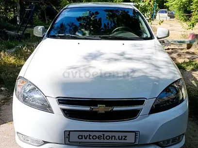 Белый Chevrolet Gentra, 2 позиция 2023 года, КПП Механика, в Ташкент за 12 500 y.e. id5173227