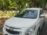 Белый Chevrolet Cobalt, 4 позиция 2024 года, КПП Автомат, в Ташкент за 13 100 y.e. id5179995, Фото №1