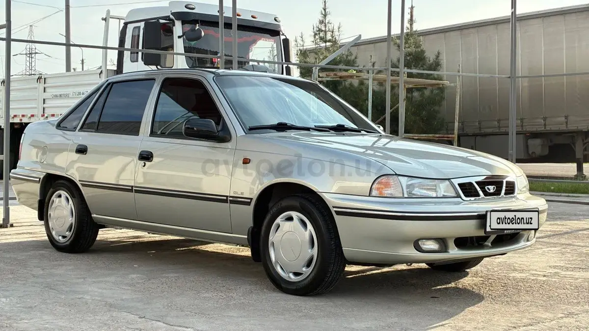 Daewoo Nexia — 2
