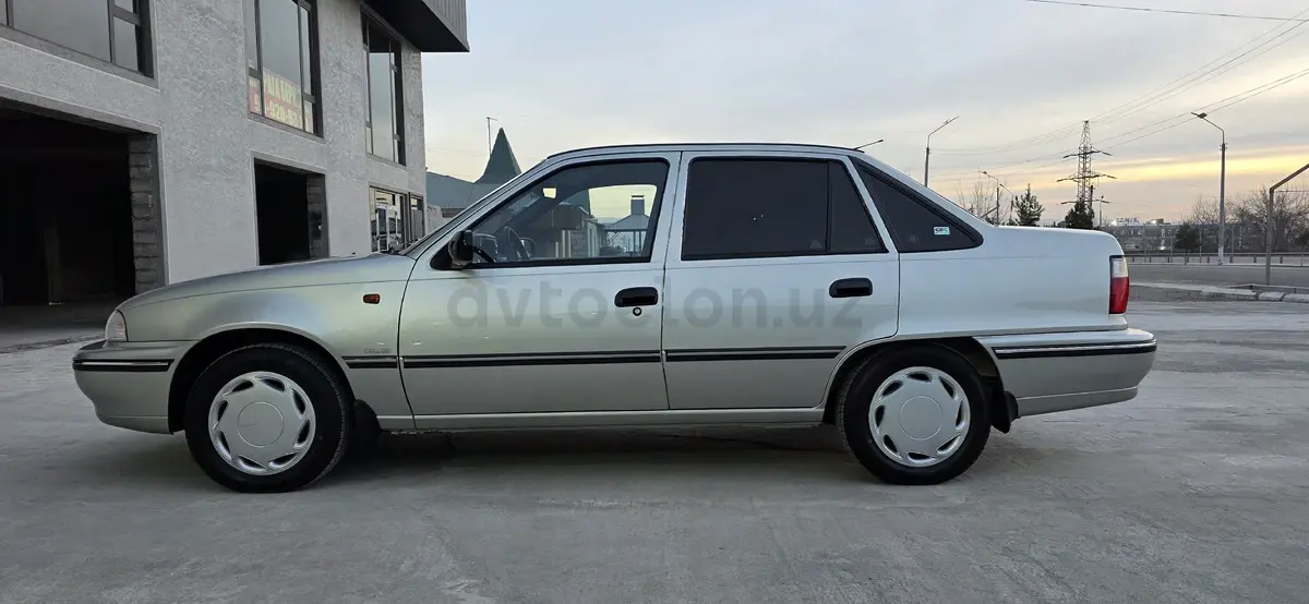 Daewoo Nexia — 6