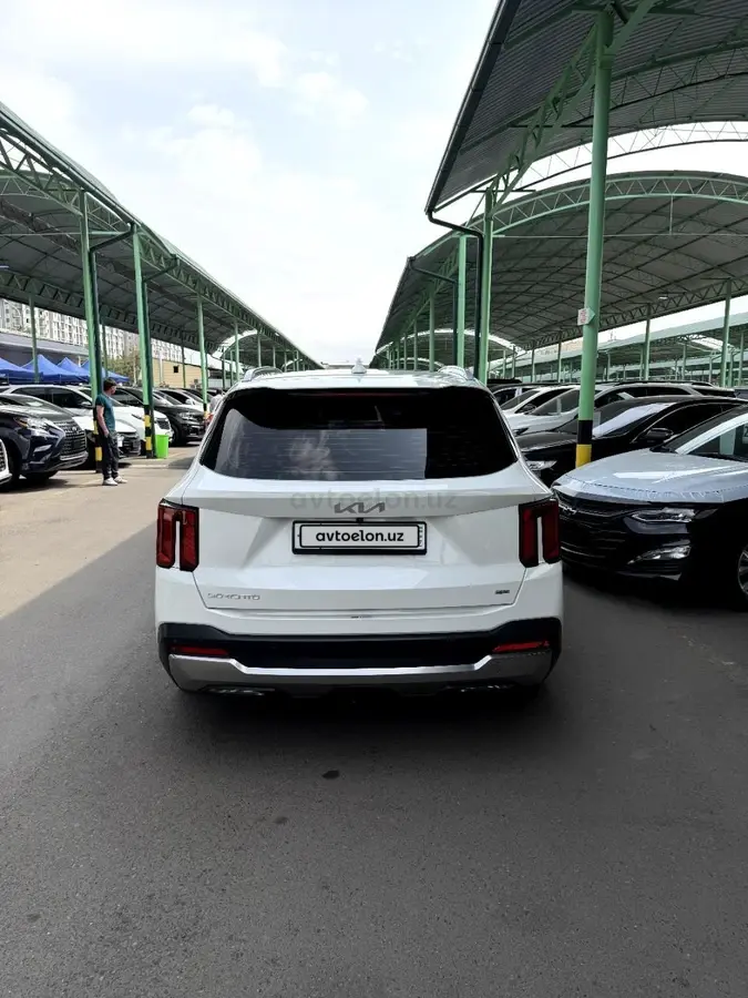 Kia Sorento — 3