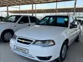 Белый Chevrolet Nexia 2, 3 позиция SOHC 2015 года, КПП Механика, в Наманган за 6 700 y.e. id5221990