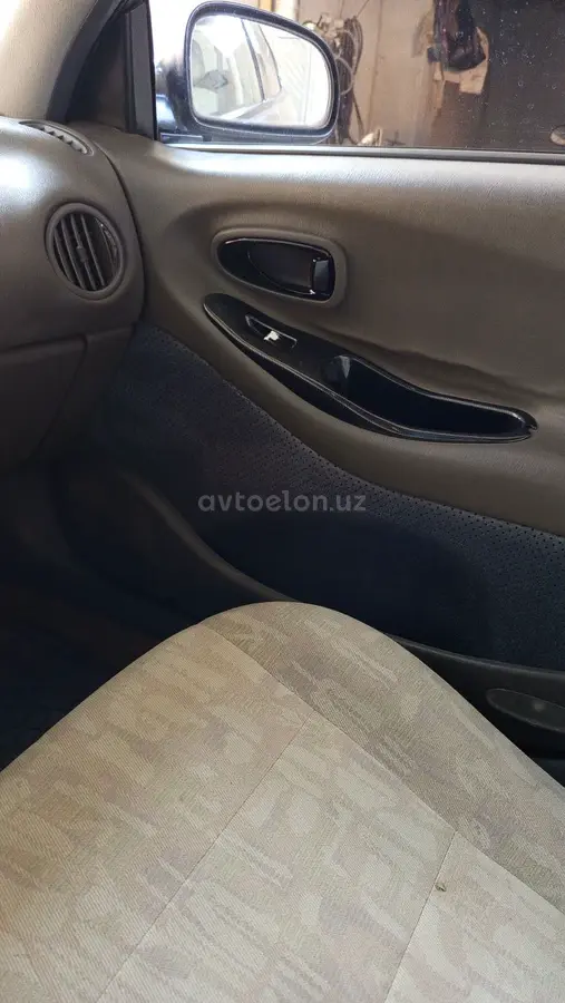 Daewoo Leganza — 2