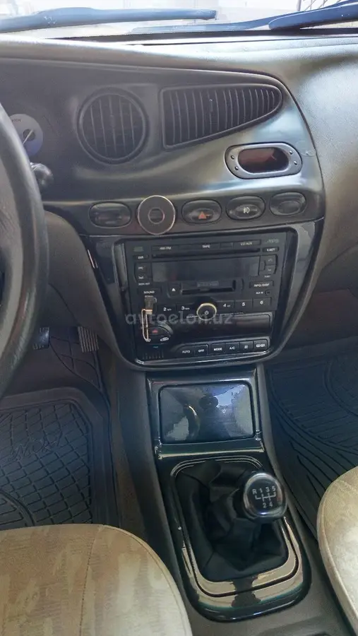 Daewoo Leganza — 3