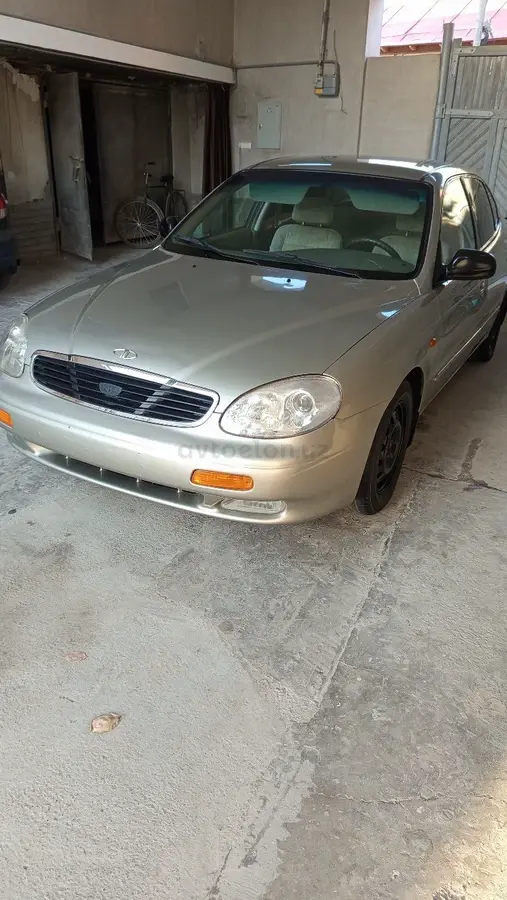 Daewoo Leganza — 8