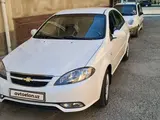 Белый Chevrolet Gentra, 1 позиция 2014 года, КПП Механика, в Учкуприкский район за 8 200 y.e. id5220276, Фото №1