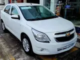 Белый Chevrolet Cobalt, 4 позиция 2024 года, КПП Автомат, в Карши за ~11 618 y.e. id4829680, Фото №1