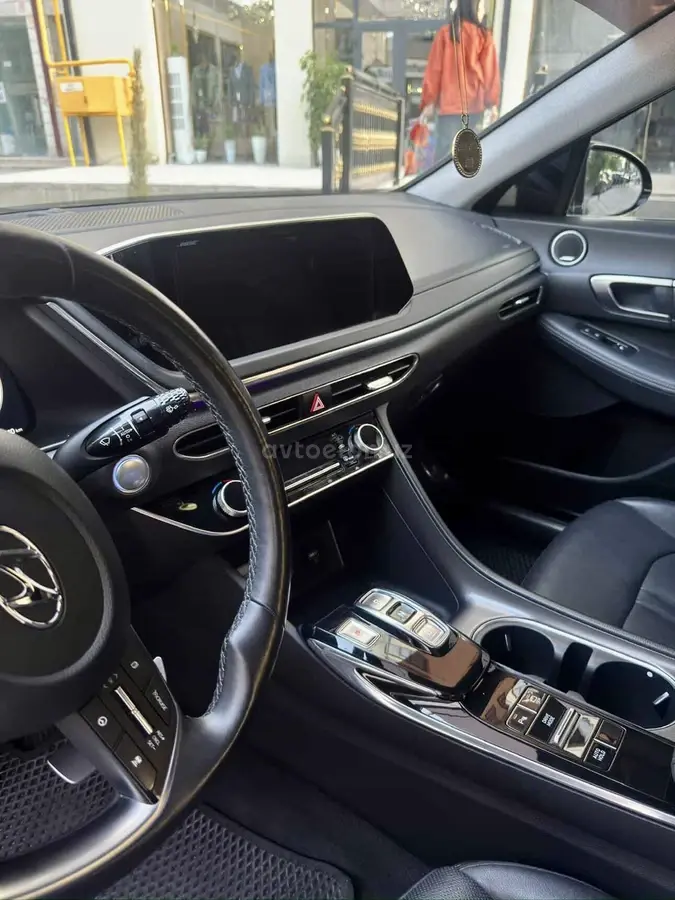 Hyundai Sonata — 2