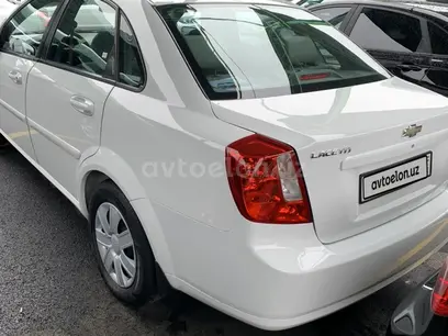 Белый Chevrolet Gentra, 1 позиция 2015 года, КПП Механика, в Ташкент за 8 800 y.e. id5084841