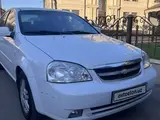 Белый Chevrolet Lacetti, 1 позиция Газ-бензин 2010 года, КПП Механика, в Ташкент за 6 000 y.e. id5222017, Фото №1