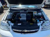 Белый Chevrolet Lacetti, 1 позиция Газ-бензин 2012 года, КПП Механика, в Нукус за 7 400 y.e. id6522527