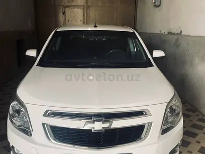Белый Chevrolet Cobalt, 4 позиция 2018 года, КПП Автомат, в Ташкент за 10 800 y.e. id5034224