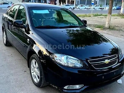 Черный Chevrolet Gentra, 3 позиция 2023 года, КПП Автомат, в Андижан за 14 800 y.e. id4983897
